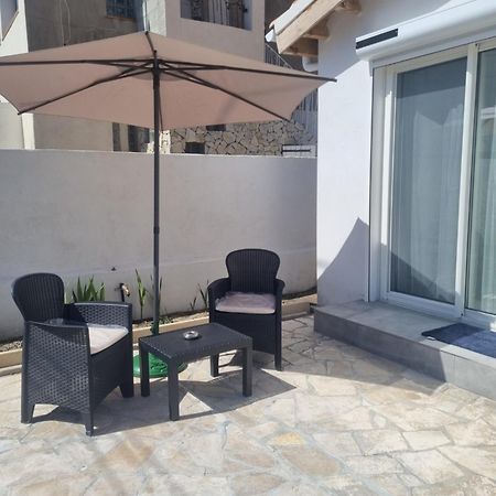 Residence Dica Port-Saint-Louis-du-Rhone Ngoại thất bức ảnh